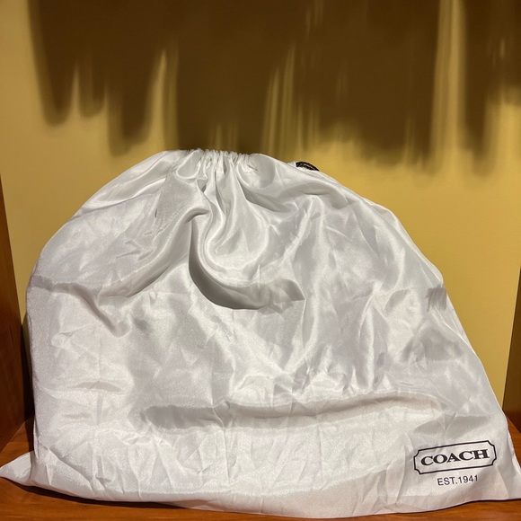 Coach satchel - Picture 2 of 5